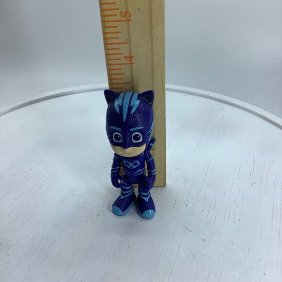 PJ Masks Catboy & 2 Gekko Action Figures With Vehicle 4 Piece Set - Picture 7 of 7
